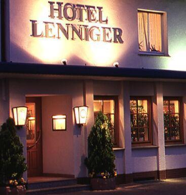 Landgasthaus Lenniger Bueren  Exterior photo